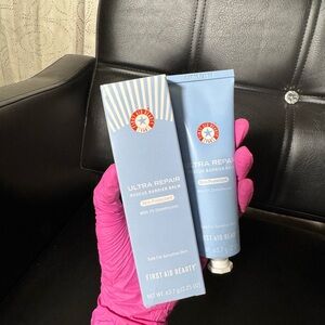 First Aid Beauty Ultra Repair Balm